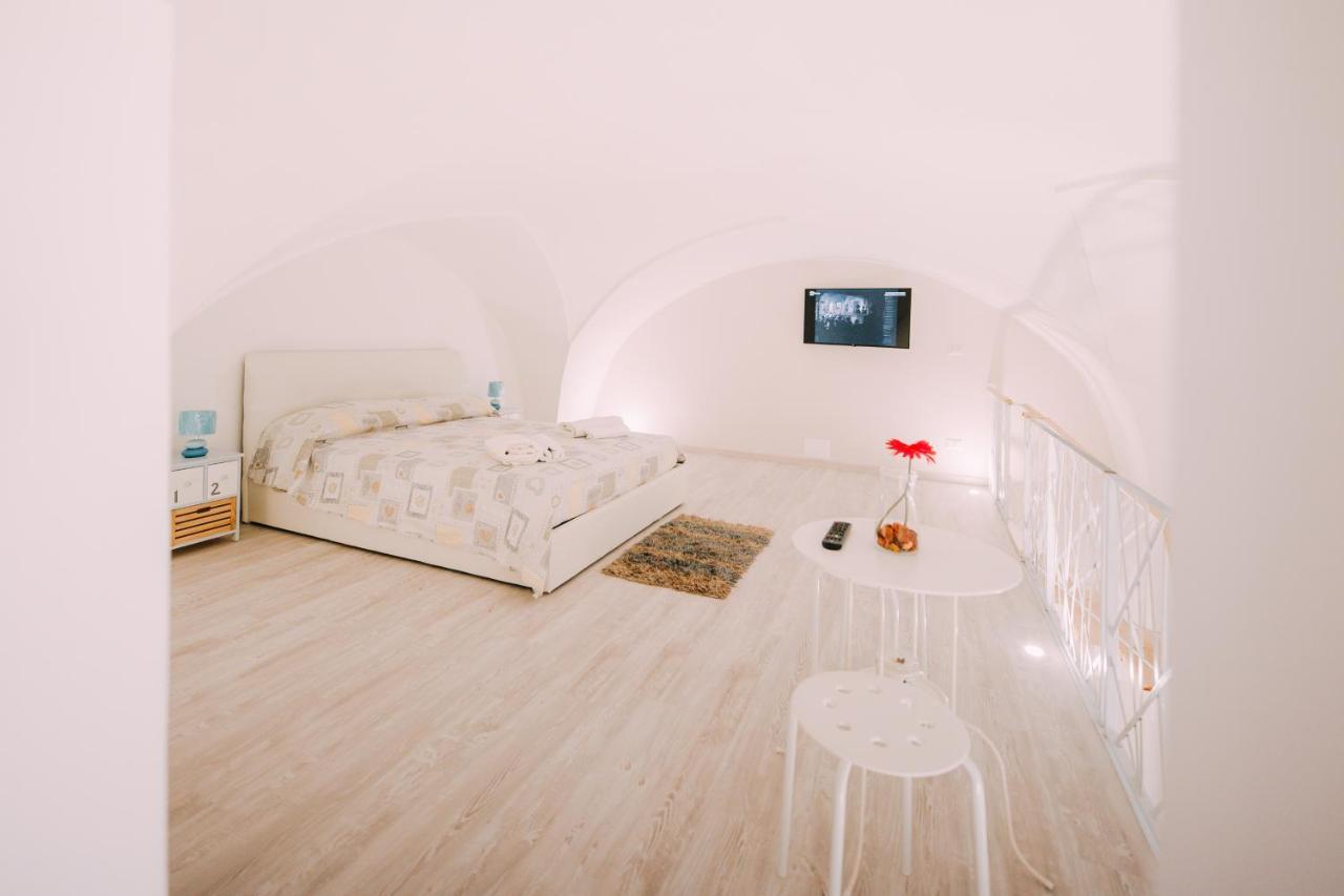 Bed Casa Vacanza Via Gallipoli - Corte Bari Бриндизи Екстериор снимка