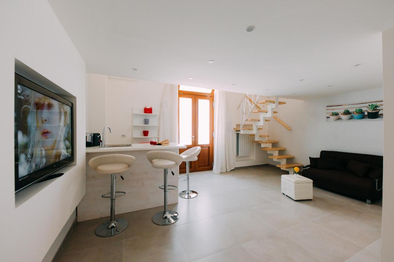 Bed Casa Vacanza Via Gallipoli - Corte Bari Бриндизи Екстериор снимка