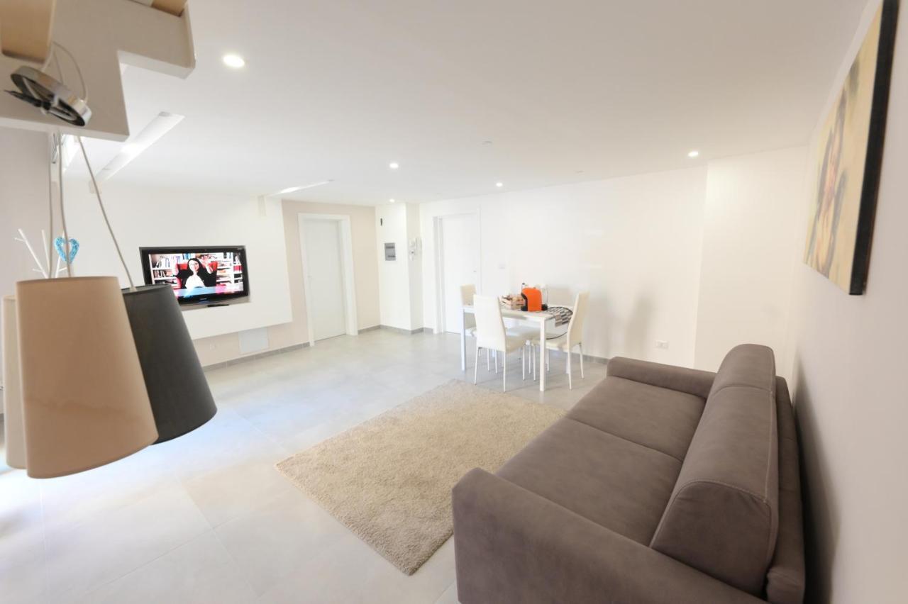 Bed Casa Vacanza Via Gallipoli - Corte Bari Бриндизи Екстериор снимка